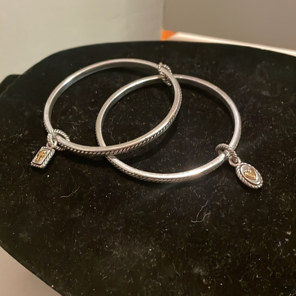 Two 8” silver tone double diamond etched bangle bracelets with 1” charms - Picture 10 of 14